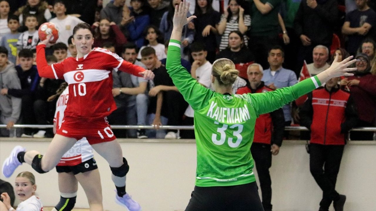 2025 Kadınlar Dünya Şampiyonası Elemeleri: Türkiye, Avusturya'ya Yenildi