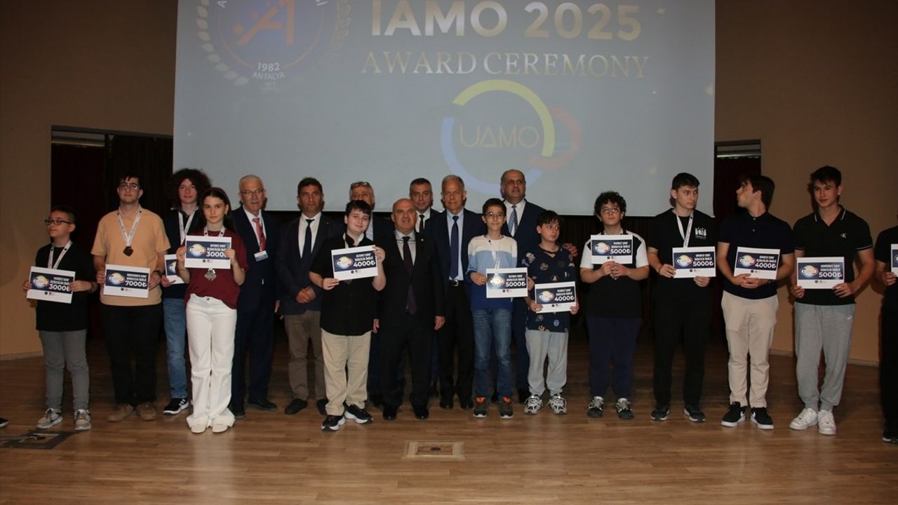 29. Ulusal Antalya Matematik Olimpiyatları'nda Genç Zihinler Bir Araya Geldi