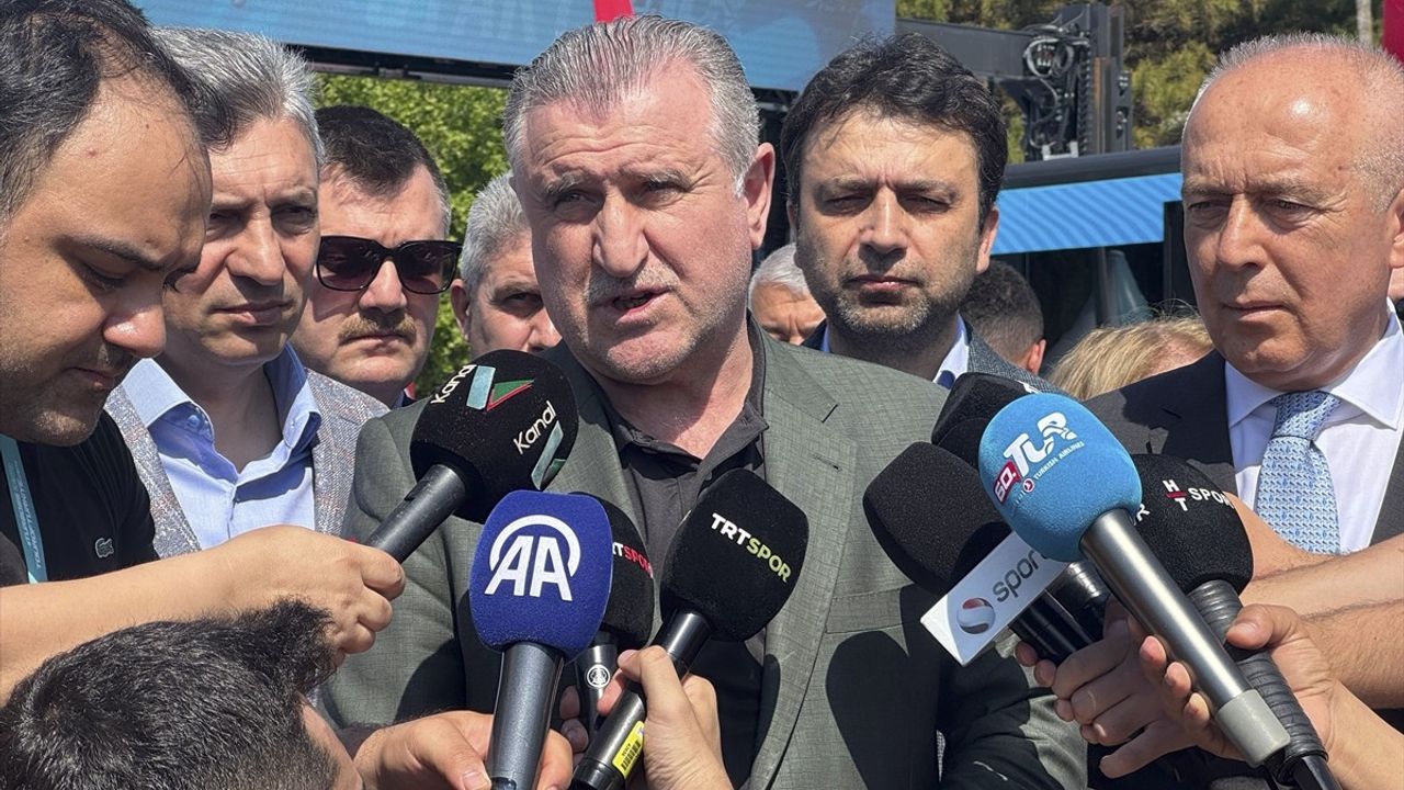 60. Cumhurbaşkanlığı Türkiye Bisiklet Turu Antalya'da Başladı