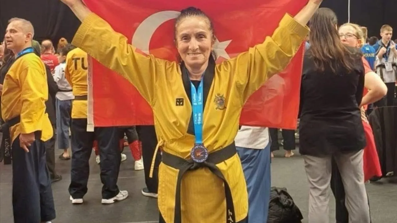 74 Yaşındaki Ordulu Tekvandocu Sevgican Yalçın Avrupa Poomsae Şampiyonası'nda Üçüncü Oldu
