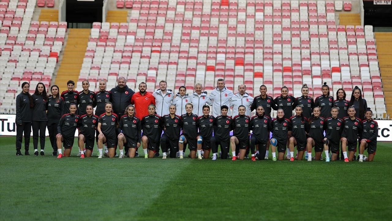 A Milli Kadın Futbol Takımı, Slovenya Maçına Hazır
