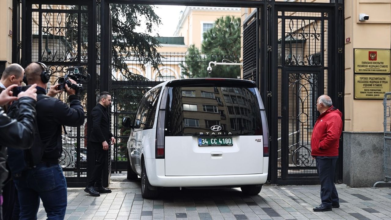 ABD ve Rusya Heyetleri İkinci Kez İstanbul'da Toplandı