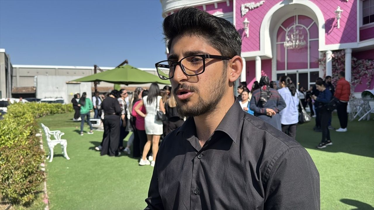 Adana'da Güzellik Merkezi Sahibinin Alacaklılarına Kaçışı İddia Ediliyor