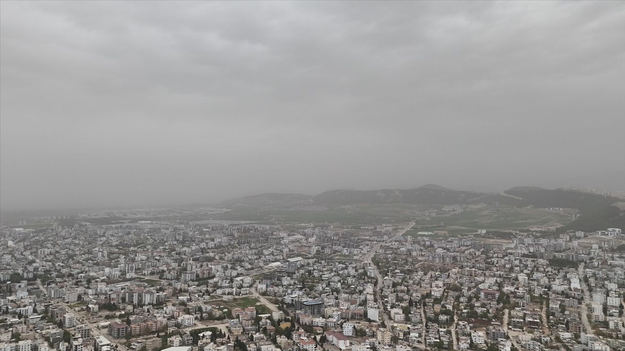 Adıyaman'da Toz Taşınımı Hayatı Olumsuz Etkiliyor