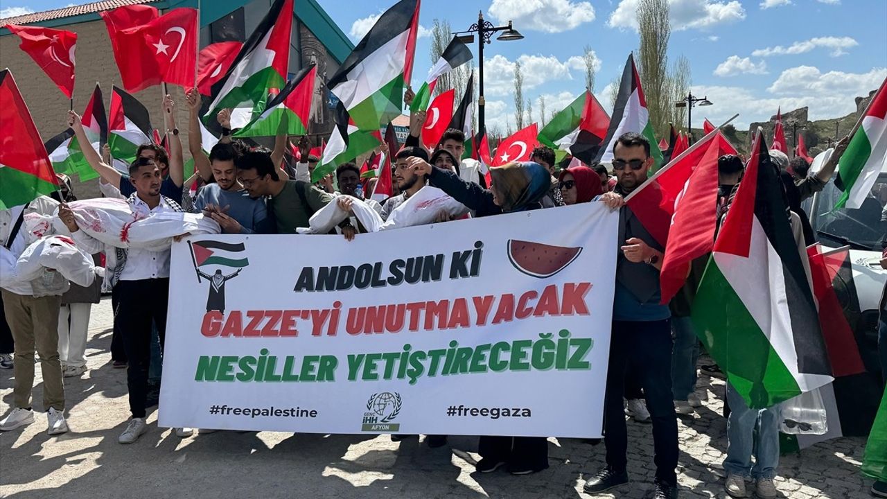 Afyonkarahisar'da Gazze Saldırıları Protesto Edildi