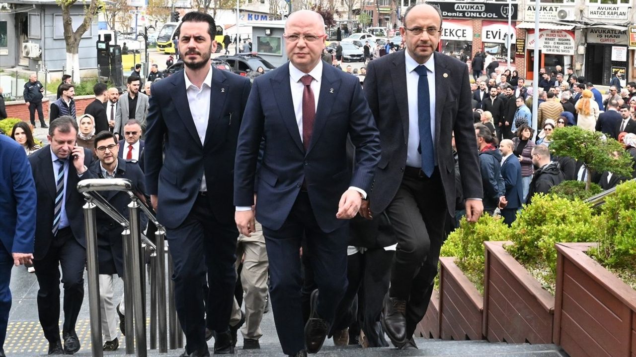 AK Parti Bursa İl Başkanlığı, Büyükşehir Belediye Başkanı Bozbey Hakkında Suç Duyurusunda Bulundu