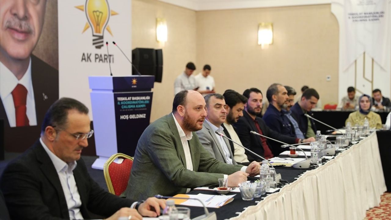 AK Parti İl Koordinatörleri Çalışma Kampı Kızılcahamam'da Başladı