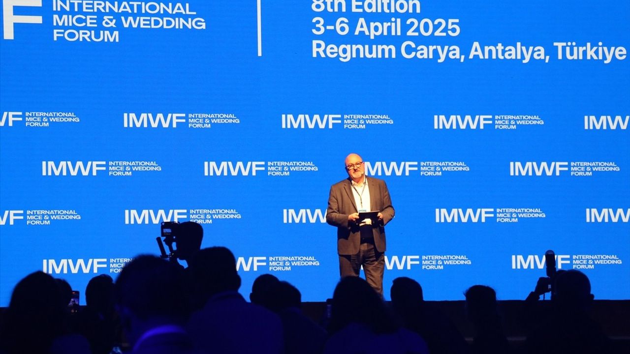 Antalya'da Düğün, Kongre ve Toplantı Turizmi Profesyonelleri Bir Araya Geldi