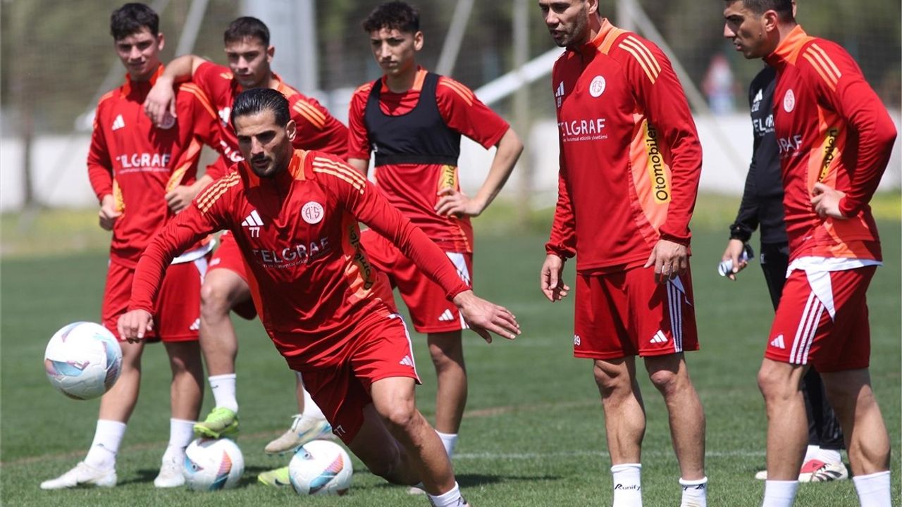Antalyaspor, Samsunspor Maçına Hazırlıklarını Sürdürüyor