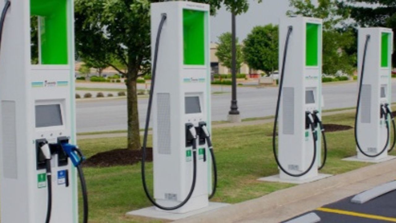 Arsima Enerji, Türkiye Genelinde Elektrikli Araç Şarj İstasyonu Bayilikleri Veriyor
