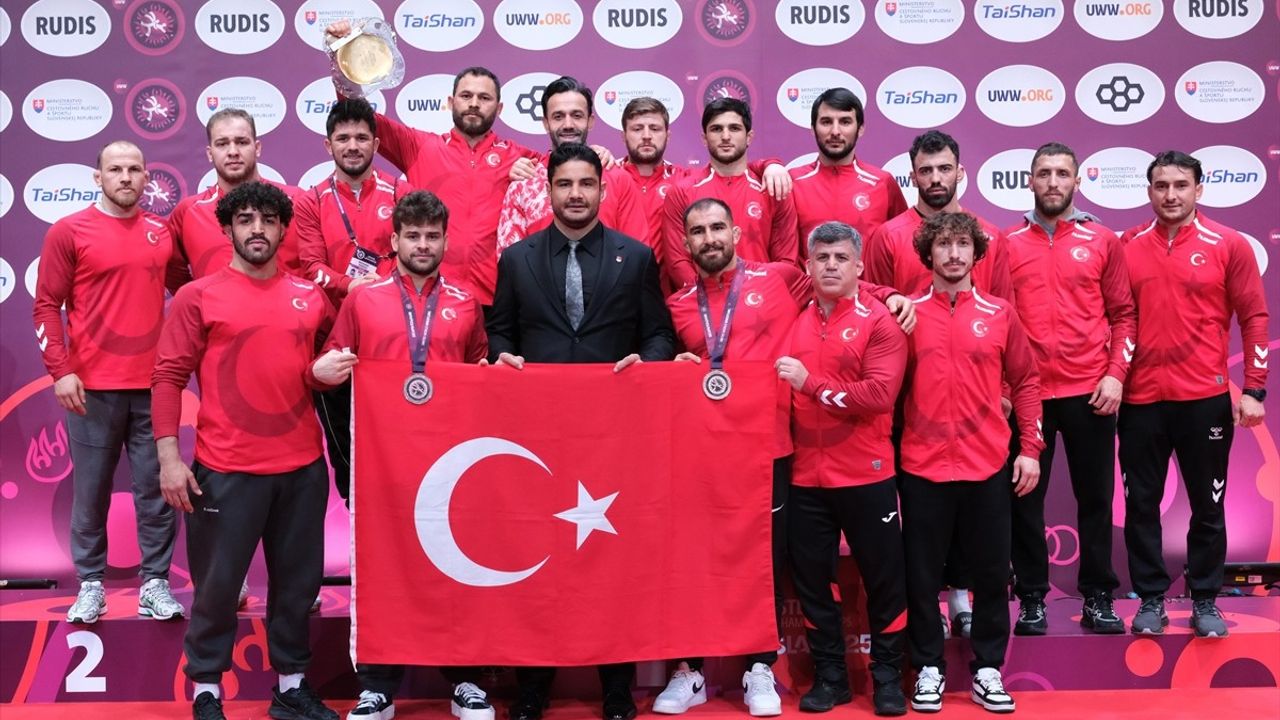 Avrupa Güreş Şampiyonası'nda Türkiye İki Bronz Madalya Kazandı