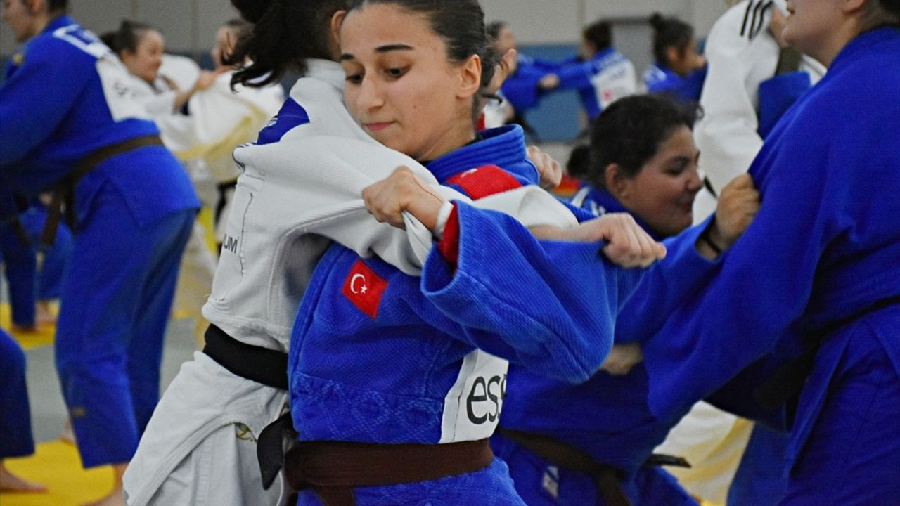 Avrupa Şampiyonu Judocu Yağmur Yılmaztürk'ün Hedefi Dünya Şampiyonluğu
