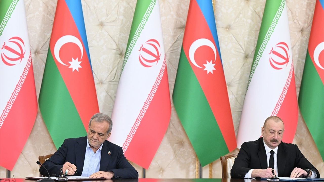 Azerbaycan ve İran Arasında Stratejik Mutabakat Zaptları İmzalandı