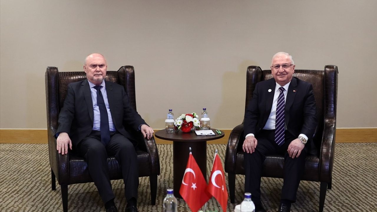 Bakan Güler, AGİT Genel Sekreteri Sinirlioğlu ile Görüştü