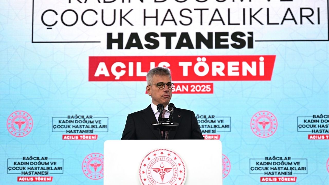 Bakan Memişoğlu, Bağcılar Kadın Doğum ve Çocuk Hastalıkları Hastanesi'nin Açılışında Bilgilendirmelerde Bulundu