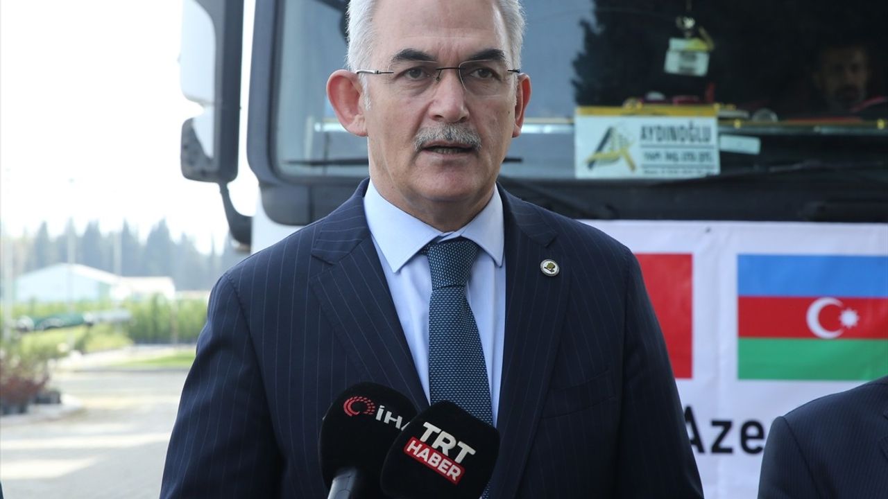 Balıkesir'den Azerbaycan'a 100 Bin Fidan Gönderildi