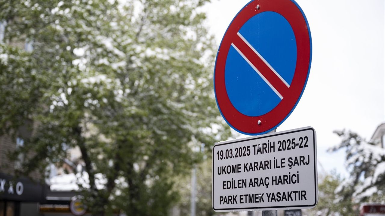 Başkentte Elektrikli Araç Şarj İstasyonlarına Park Yasağı Getirildi