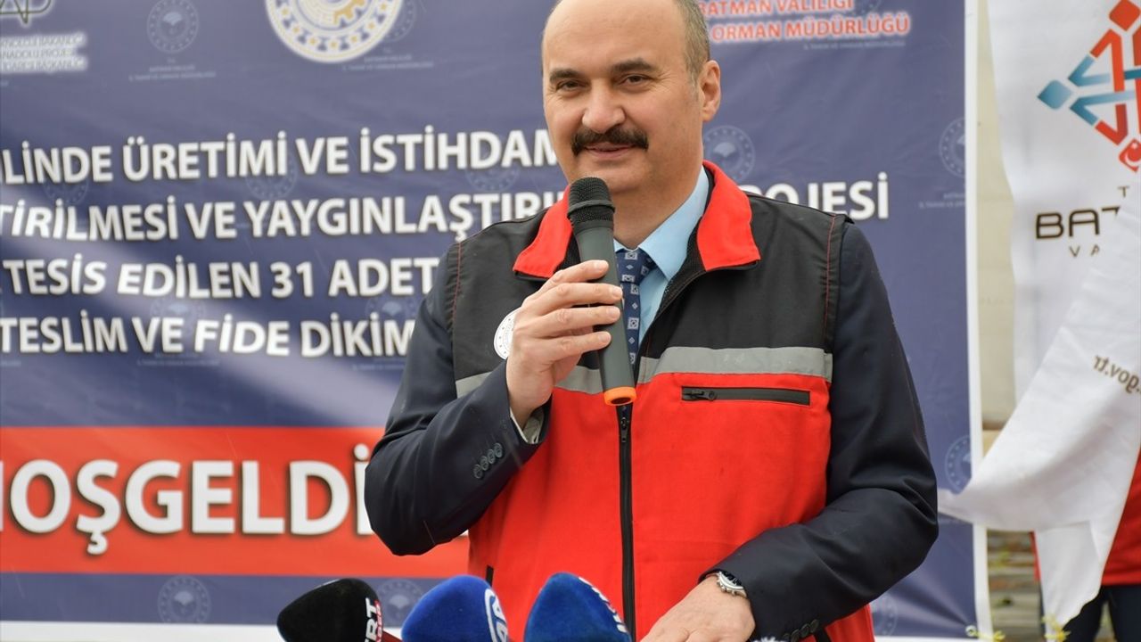 Batman'da 31 Çiftçiye Yeni Sera Tesisleri Teslim Edildi