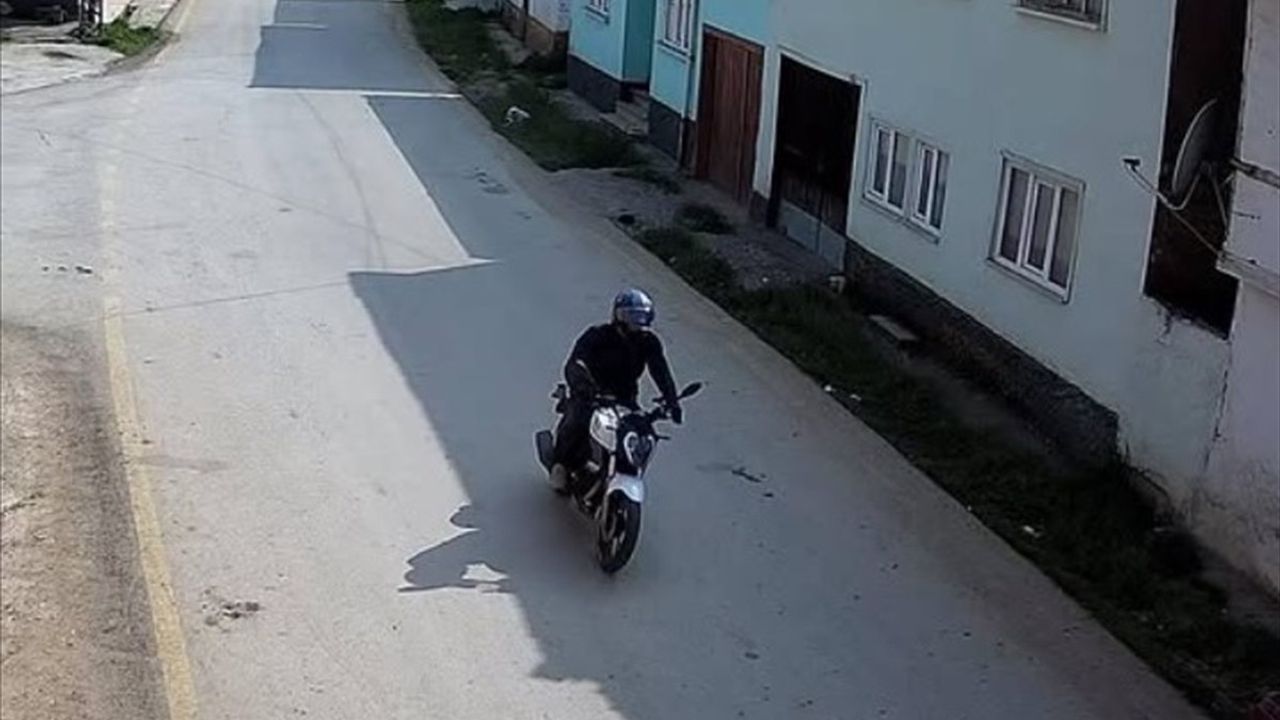 Bilecik'te Dolandırıcılık Yapan Şüpheli Yakalandı ve Tutuklandı