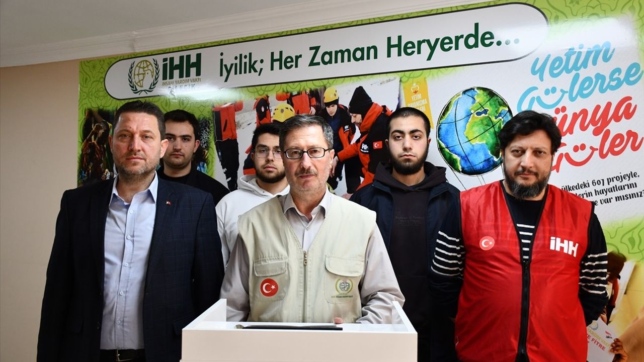 Bilecik'te İHH, İsrail'in Gazze'ye Yönelik Saldırılarını Kınadı