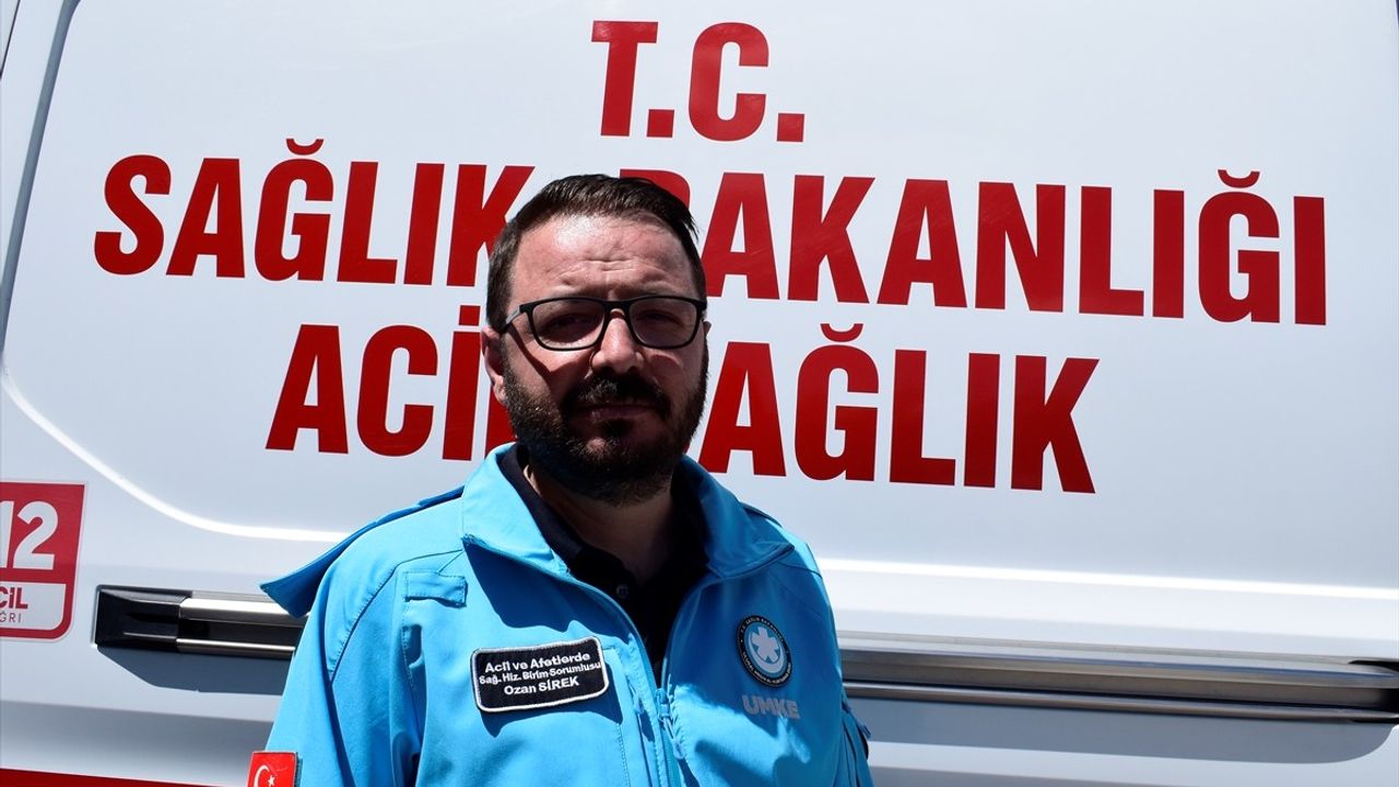 Bitlis'te 'Fermuar Sistemi ile Yaşama Yol Ver' Tatbikatı Gerçekleştirildi