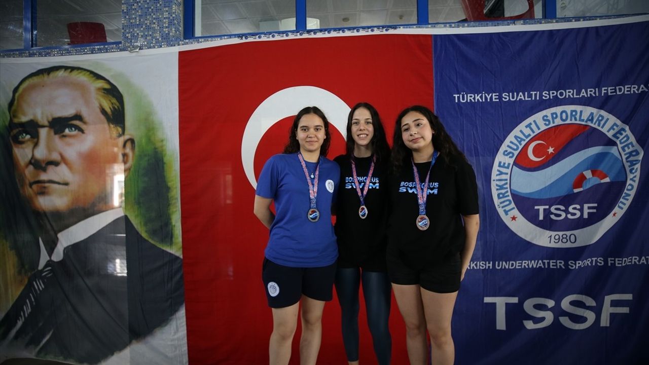 Çanakkale'de Serbest Dalış Müsabakalarında 14 Türkiye Rekoru Kırıldı