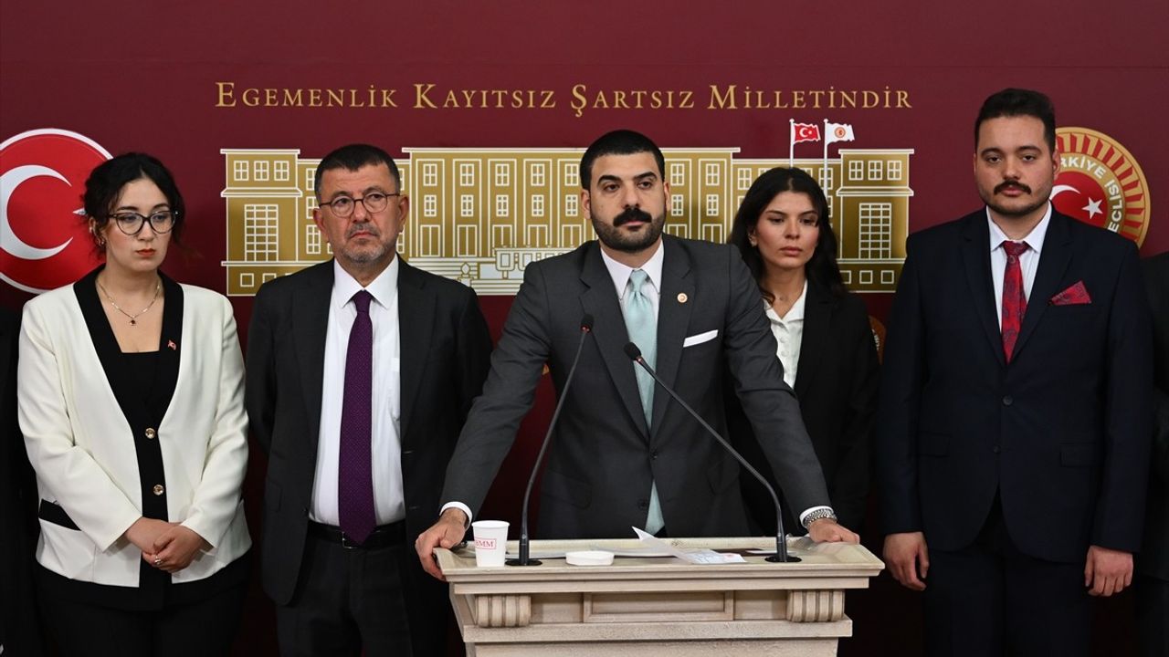CHP'li Ali Gökçek'ten Tutuklamalara Tepki: 'Serbest Bırakılmalılar'