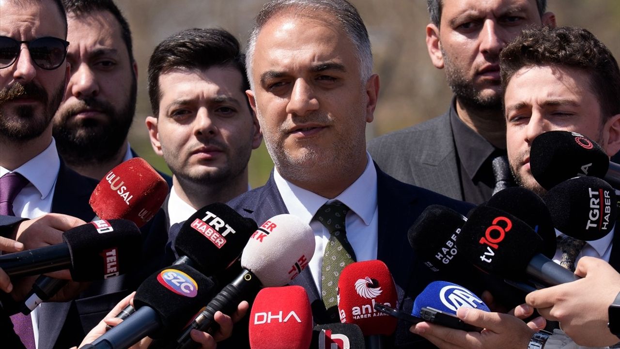 CHP'nin 38. Olağan Kurultayı'nın İptali İçin Dava Süreci 26 Mayıs'a Ertelendi