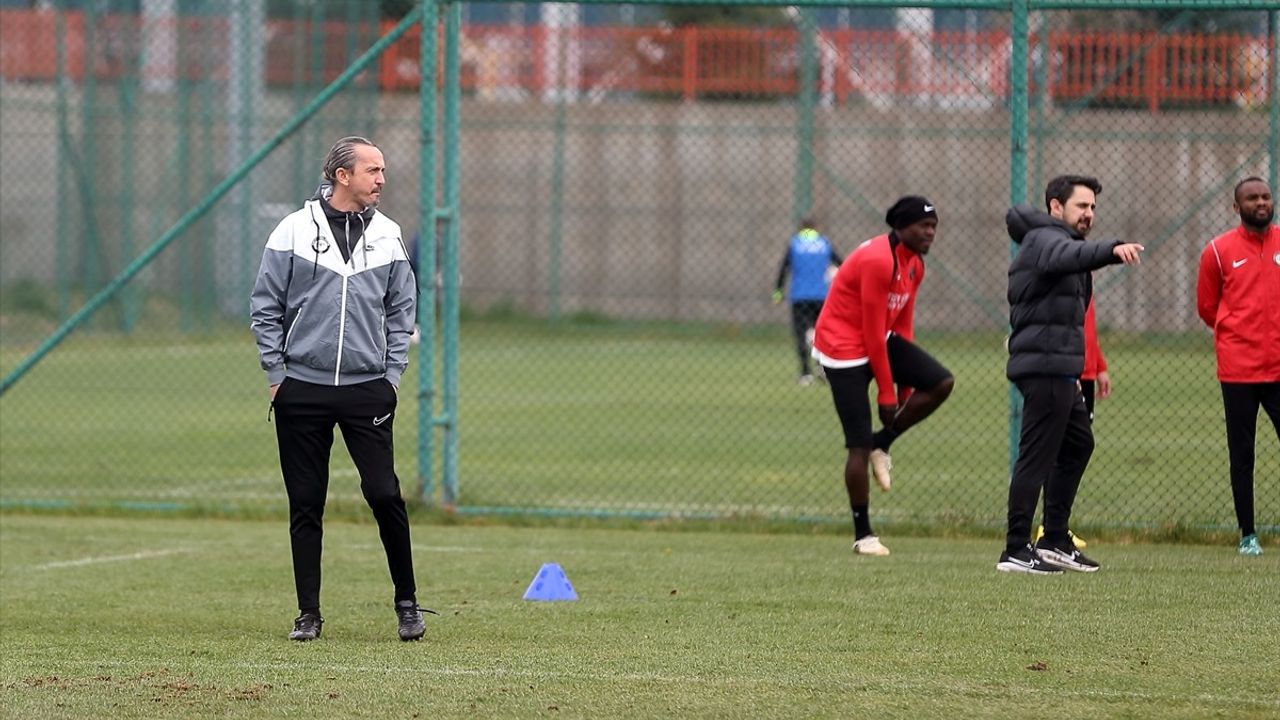 Çorum FK, Play-Off Hedefinden Kopmamak İçin Mücadele Ediyor