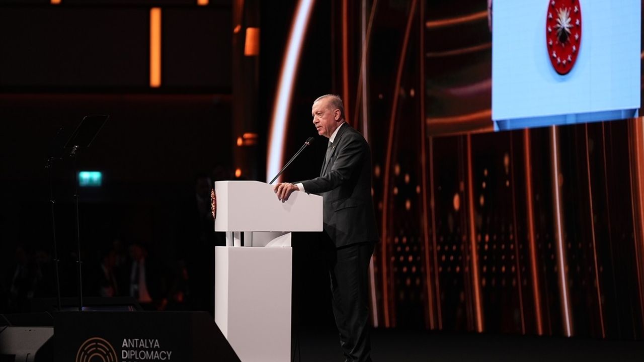 Cumhurbaşkanı Erdoğan Antalya Diplomasi Forumu'nda Diyalog Ve Ortak Akıl Önemine Vurgu Yaptı