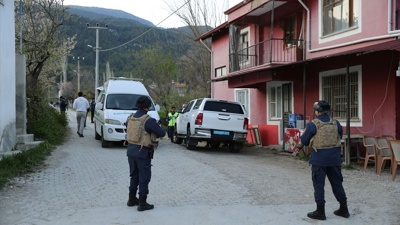 Denizli'de Miras Tartışması Kanlı Bitti: İki Kişi Öldürüldü