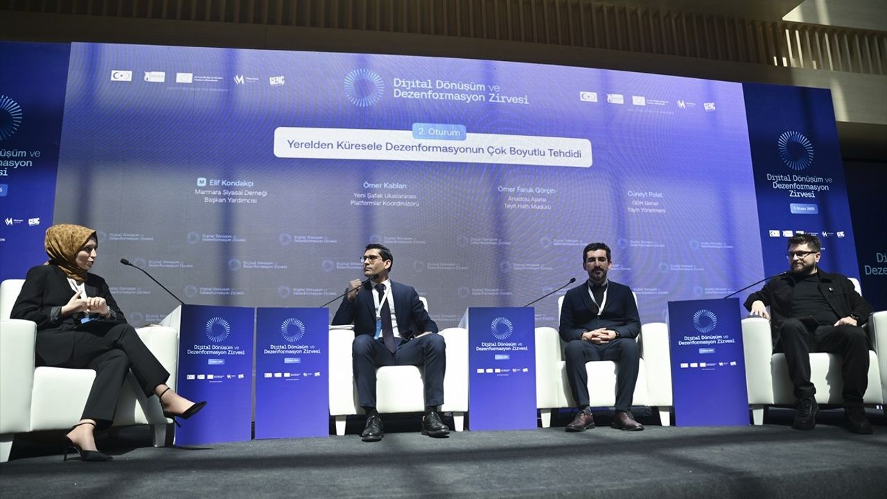 Dijital Dönüşüm ve Dezenformasyon Zirvesi İstanbul'da Gerçekleşti