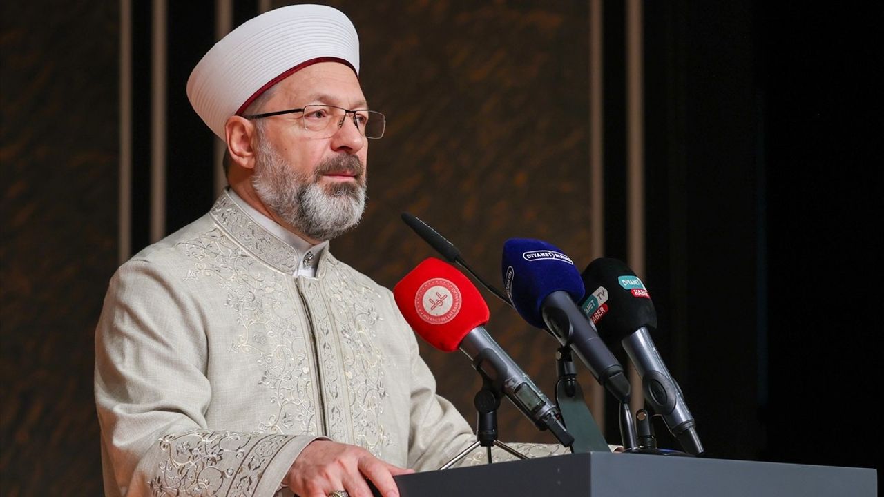 Diyanet İşleri Başkanı Ali Erbaş, Bayramlaşma Töreninde İyiliğin Yaygınlaştırılmasına Vurgu Yaptı