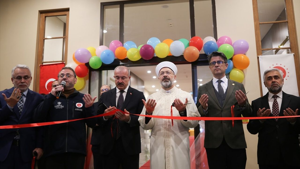 Diyanet İşleri Başkanı Erbaş, Çanakkale'de İlim Hikmet ve Sanat Merkezi'ni Açıkladı