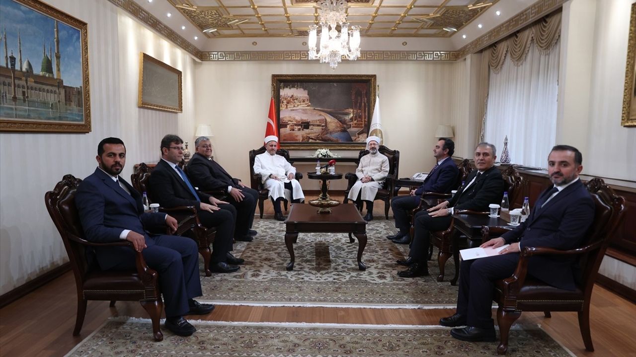 Diyanet İşleri Başkanı Erbaş, KKTC Din İşleri Başkanı Hakan Moral'ı Kabul Etti