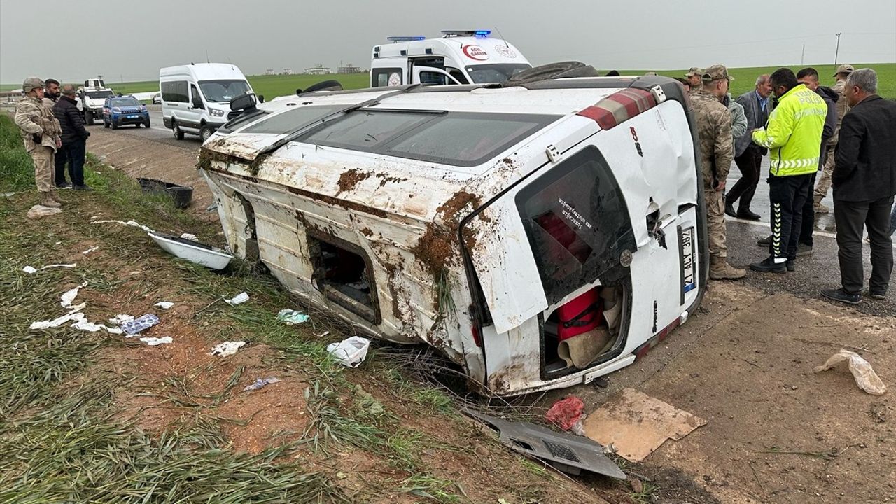 Diyarbakır'da Minibüs Kazası: 7 Yaralı