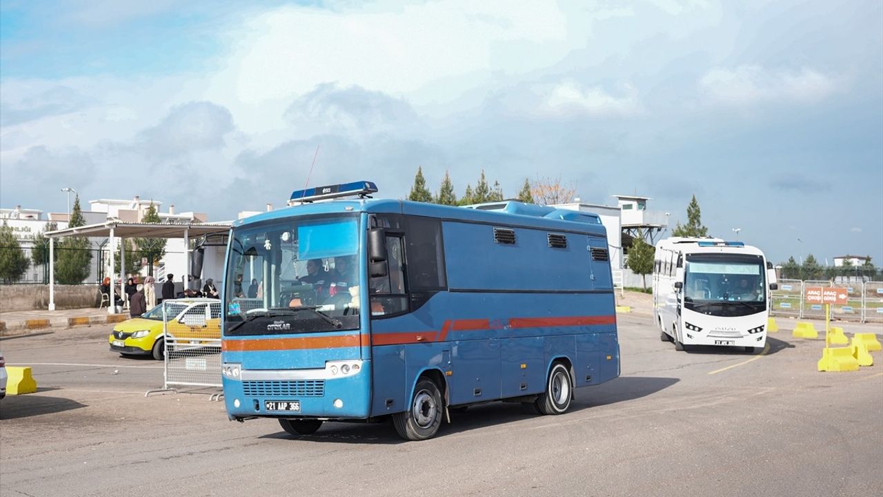 Diyarbakır'da Narin Güran Cinayeti Davası Başladı