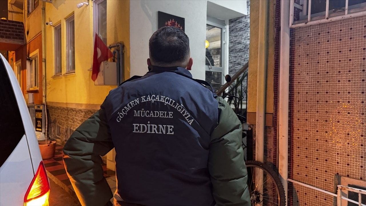 Edirne'de Düzensiz Göçmenlere Yönelik Uygulama: 4 Kişi Yakalandı
