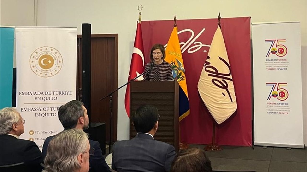 Ekvador'da Türkiye ile Akademik Buluşma Etkinlikleri Düzenlendi
