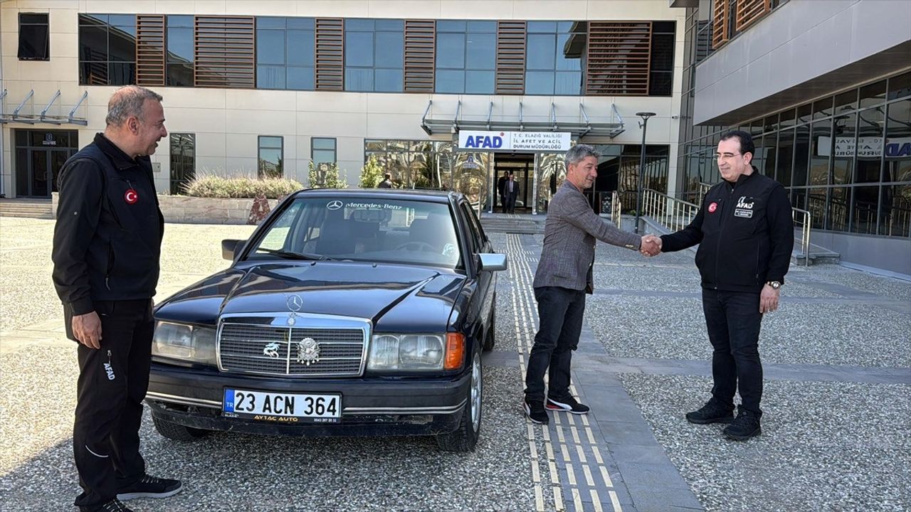 Elazığlı Hacı Bahçeci, Gazze İçin Bağışta Bulundu