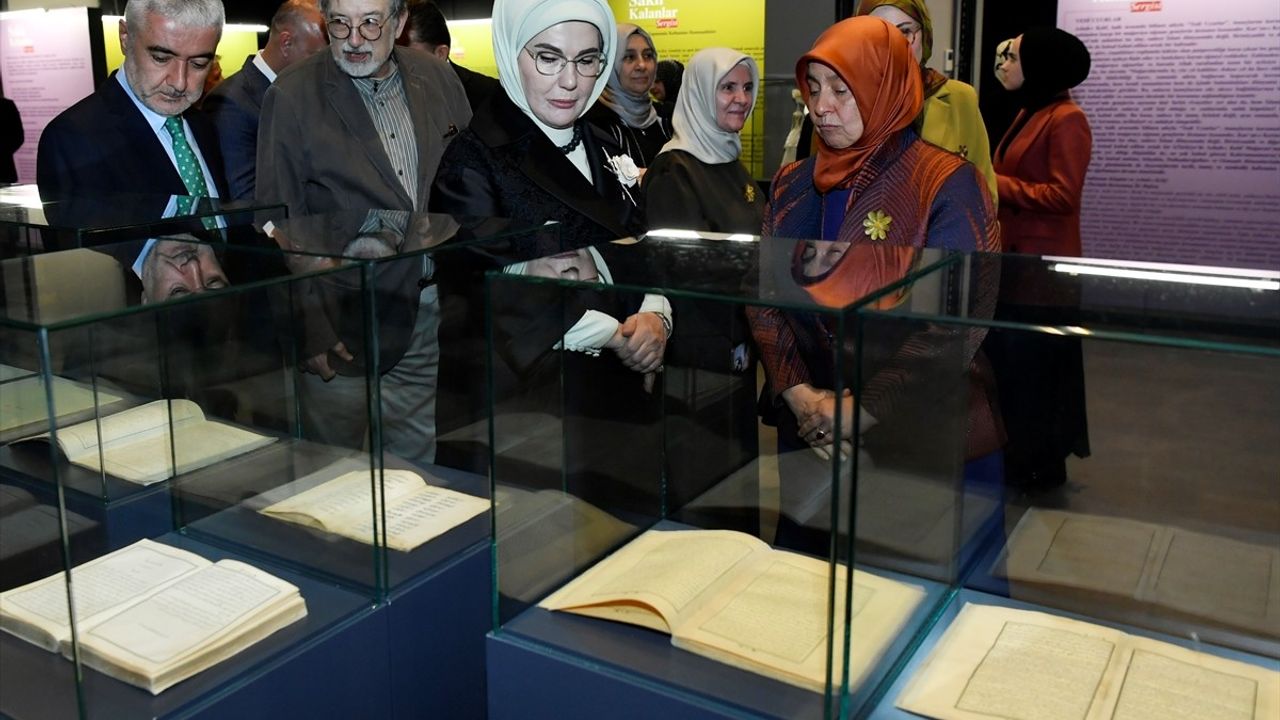 Emine Erdoğan, 'Saklı Kalanlar' Sergisini Açtı