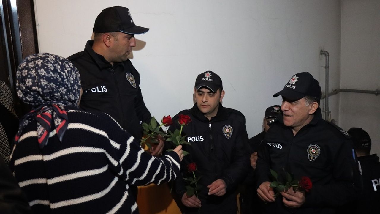 Erzincan'da Polis Haftası'na Özel Sürpriz Kutlama