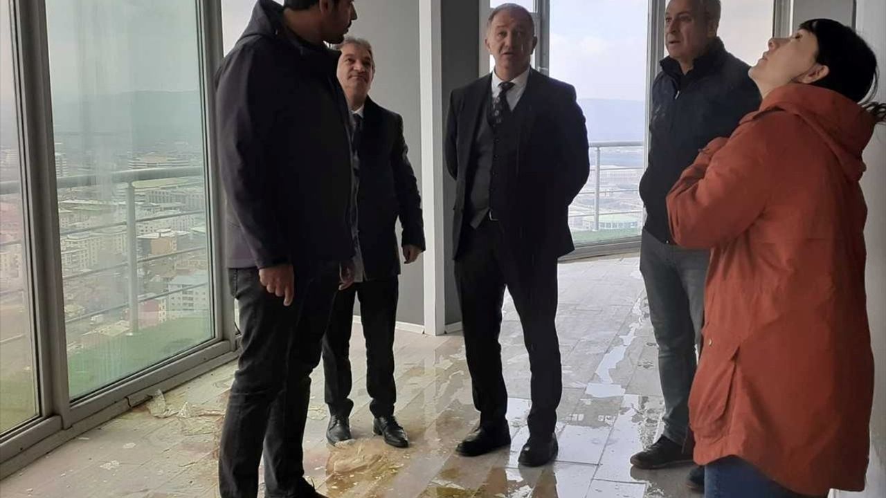 Erzurum'daki Kayakla Atlama Kulelerinde Bakım ve Onarım Çalışmaları Başladı