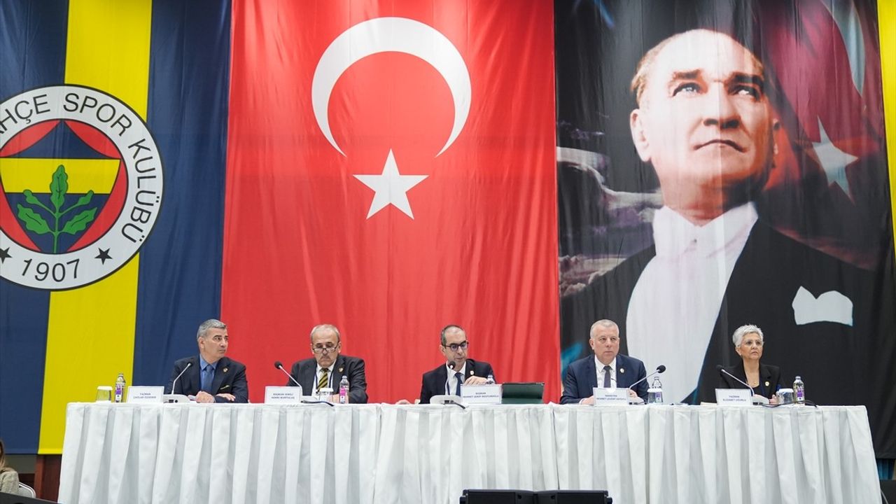 Fenerbahçe Kulübü Yüksek Divan Kurulu Toplantısı Başladı