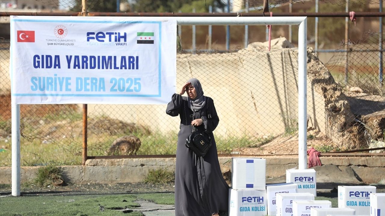 Fetih İnsani Yardım Vakfı, Suriye'nin Dera İlinde İhtiyaç Sahiplerine Gıda Yardımı Dağıttı