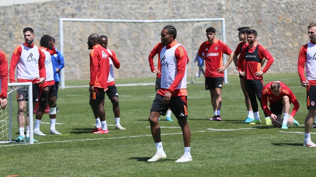 Gaziantep FK'li Emmanuel Boateng, RAMS Başakşehir Maçı Hedeflerini Paylaştı