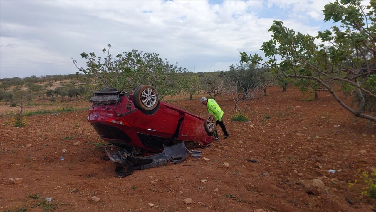 Gaziantep'te Trafik Kazası: Bir Kişi Hayatını Kaybetti, İki Yaralı