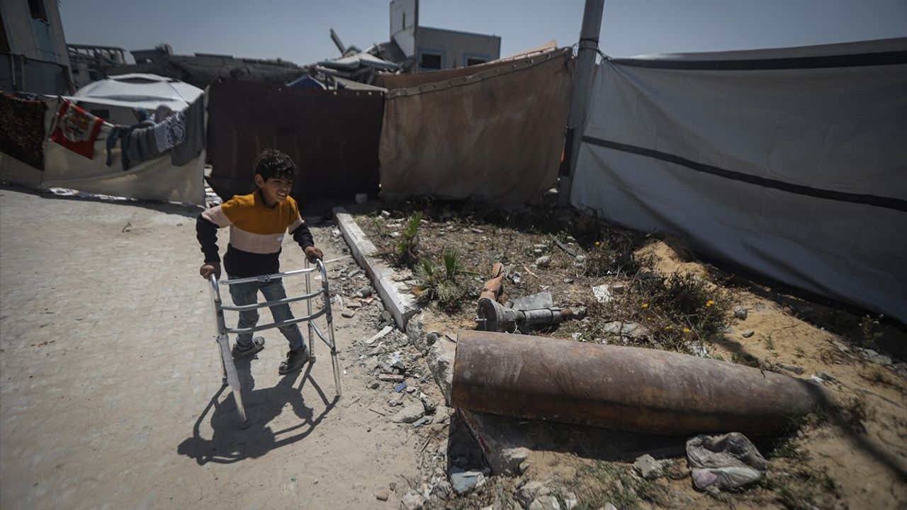 Gazze'de Patlamamış Mühimmat Tehlikesi: Filistinlilerin Zorlu Hayatı