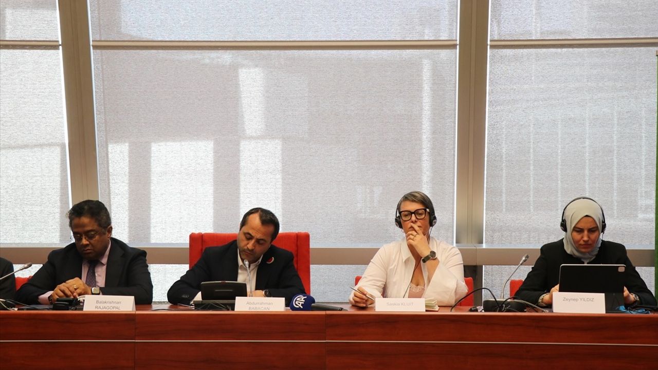 Gazzeliler İçin Gazze'yi Yeniden İnşa Etmek Paneli AKPM'de Gerçekleşti