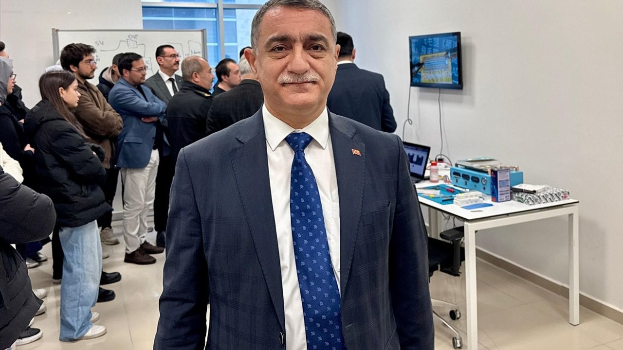 Geleceğin Mühendisleri Dijital Sıfır Atık Laboratuvarında Eğitim Alıyor